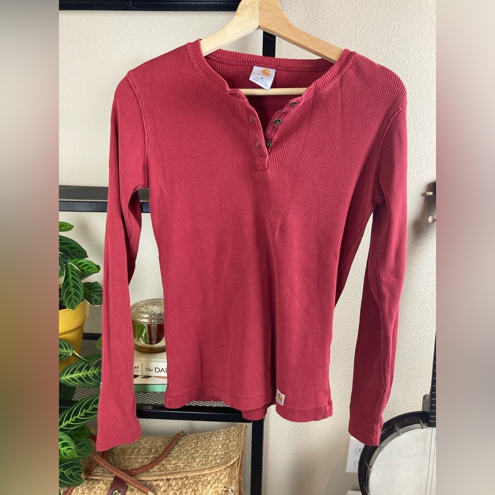 CARHARTT size M. 100% cotton, ribbed Henley